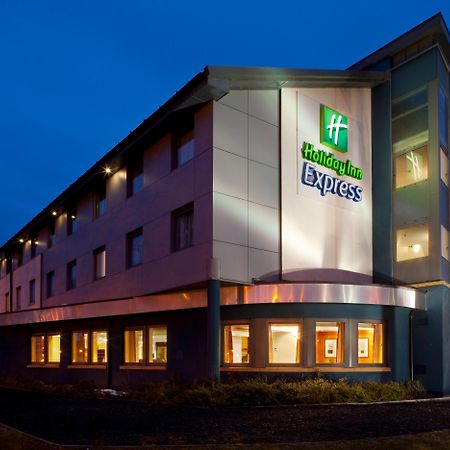 Holiday Inn Express Dunfermline By Ihg Exterior foto